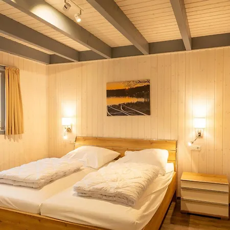Holiday home Schwan 308 *