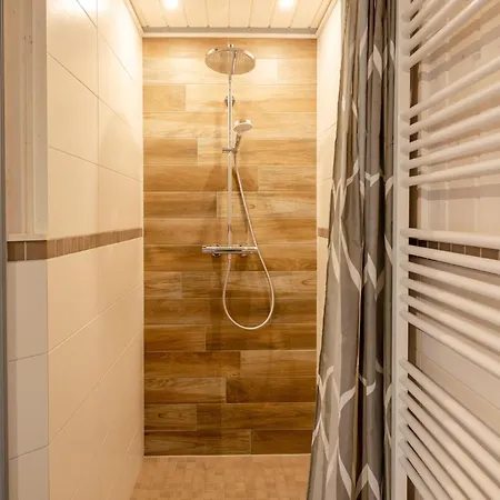 Schwan 308 Semesterbostad Mirow