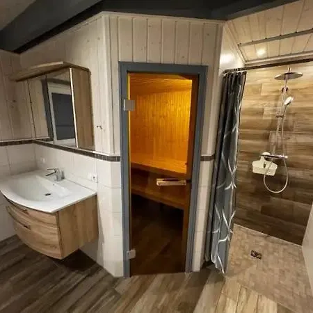 Schwan 308 Semesterbostad